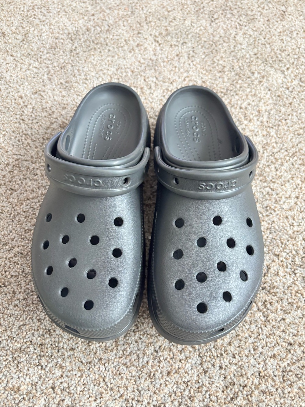 CROCS Classic Platform Clog in Black